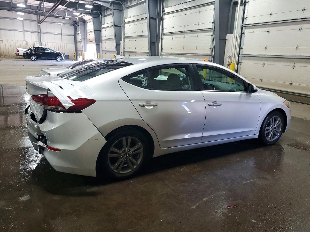 2017 HYUNDAI ELANTRA SE photo 5