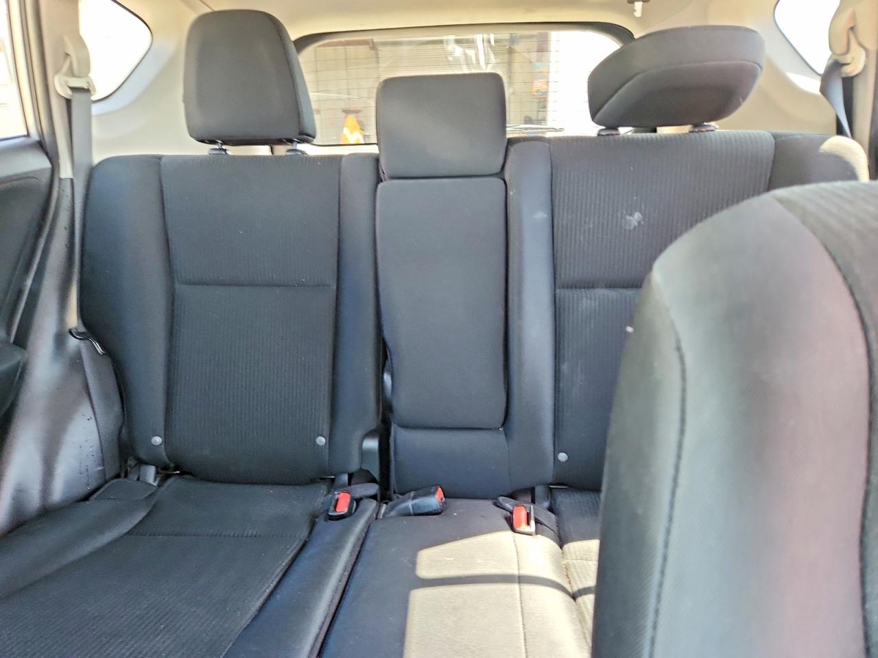 2017 TOYOTA RAV4 LE photo 28