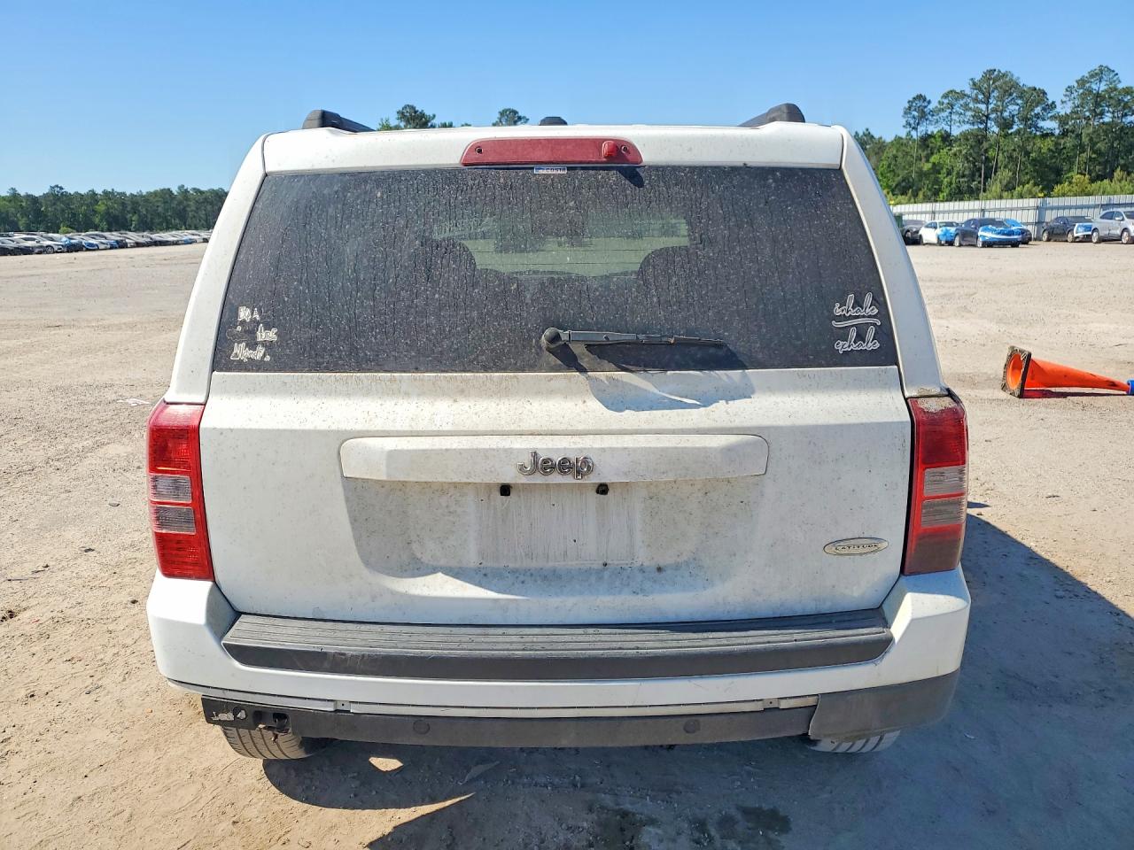 2012 JEEP PATRIOT LATITUDE photo 16