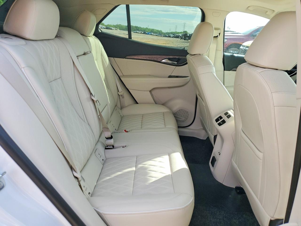 2023 BUICK ENVISION AVENIR photo 21