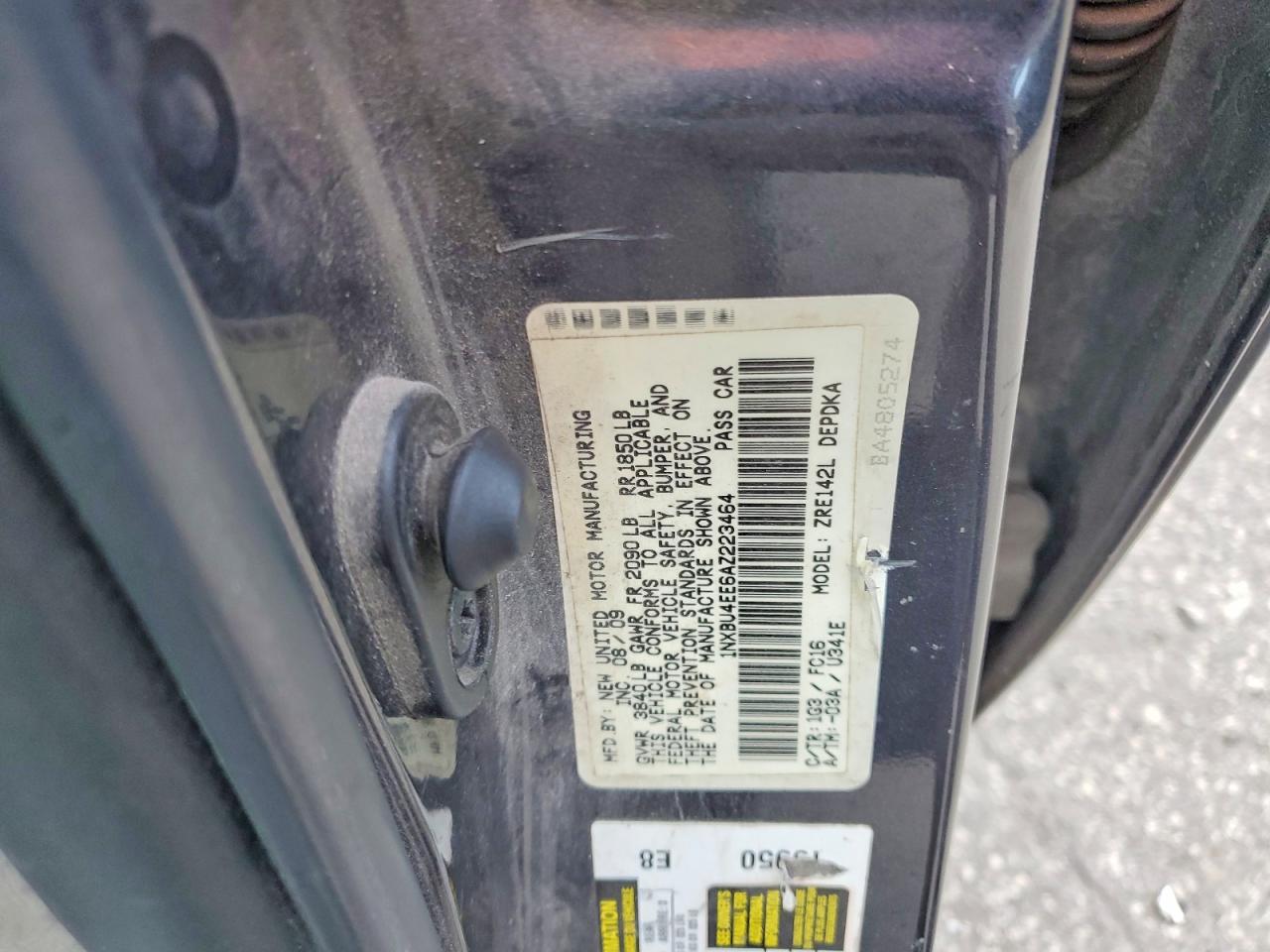 2010 TOYOTA COROLLA LE photo 23