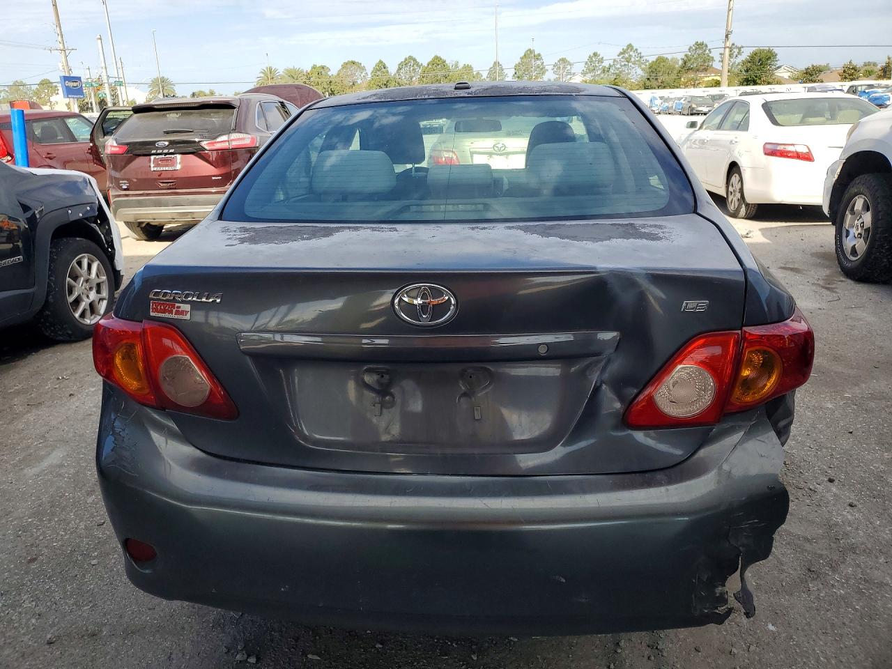 2010 TOYOTA COROLLA LE photo 11