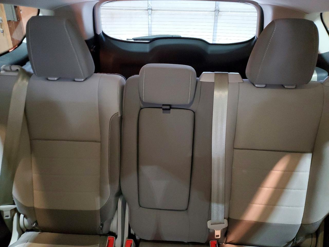 2015 FORD ESCAPE SE photo 19