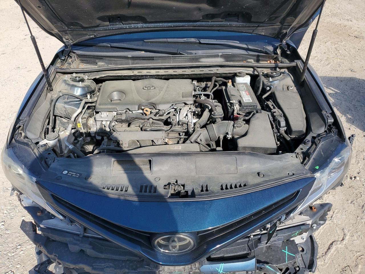 2019 TOYOTA CAMRY SE photo 21