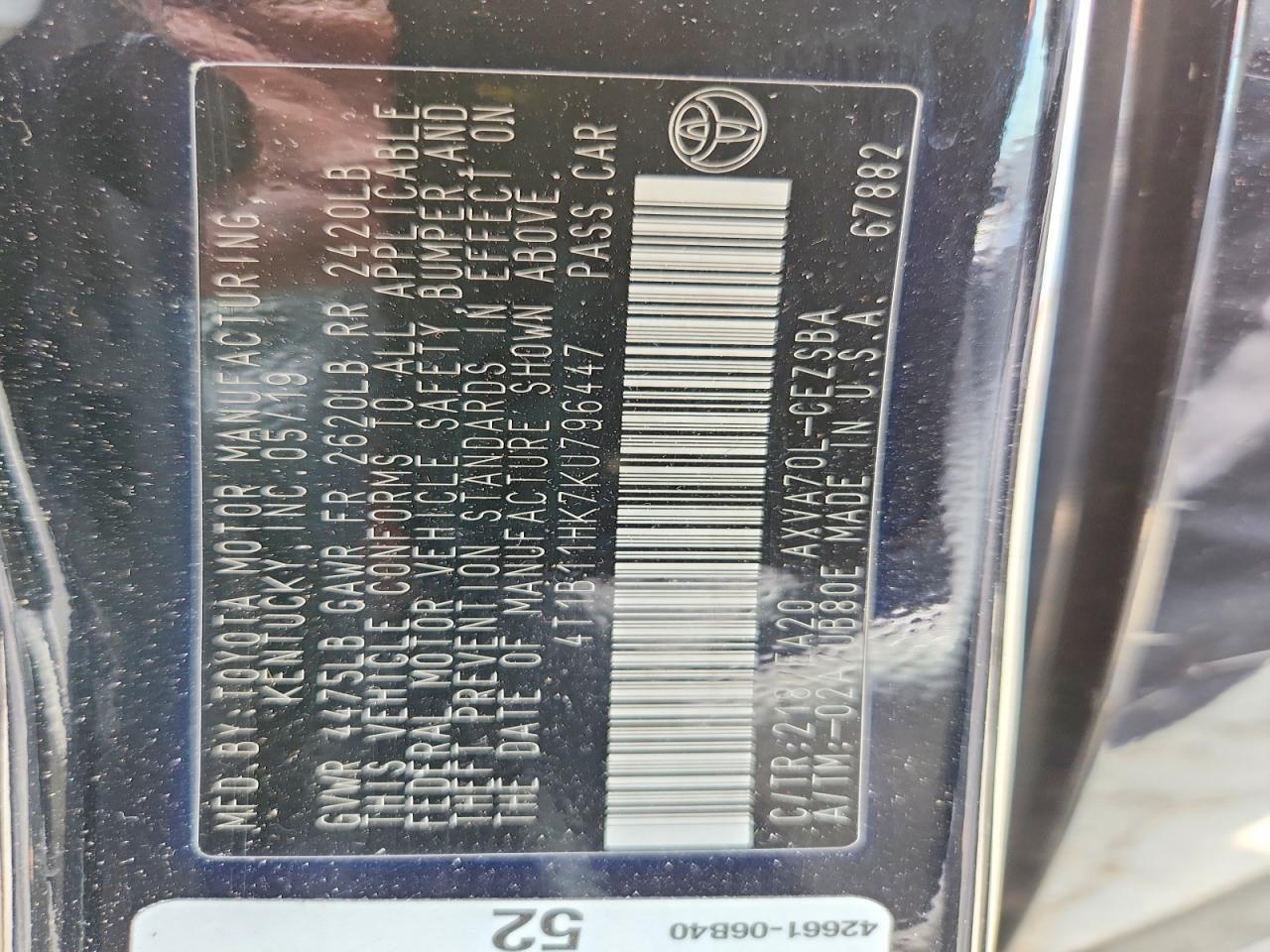 2019 TOYOTA CAMRY SE photo 12