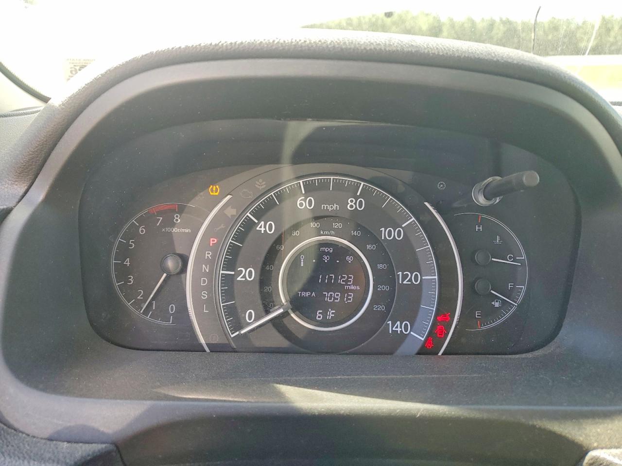 2015 HONDA CR-V LX photo 17
