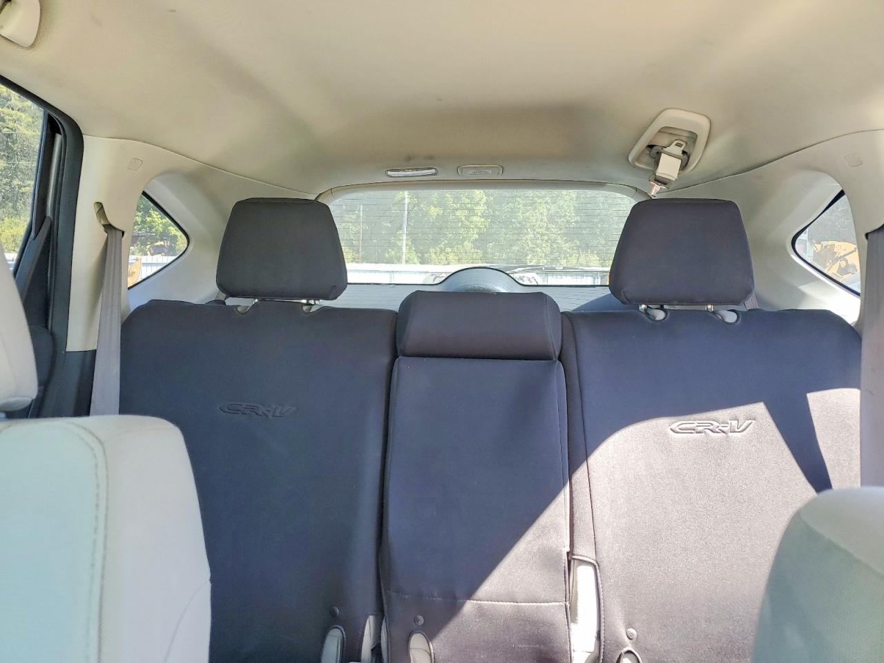 2015 HONDA CR-V LX photo 19