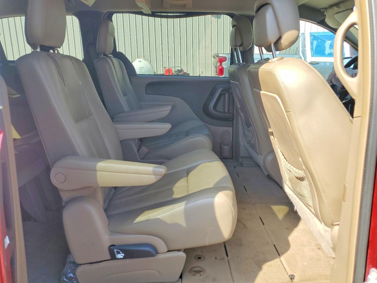 2015 CHRYSLER TOWN & COUNTRY TOURING photo 21