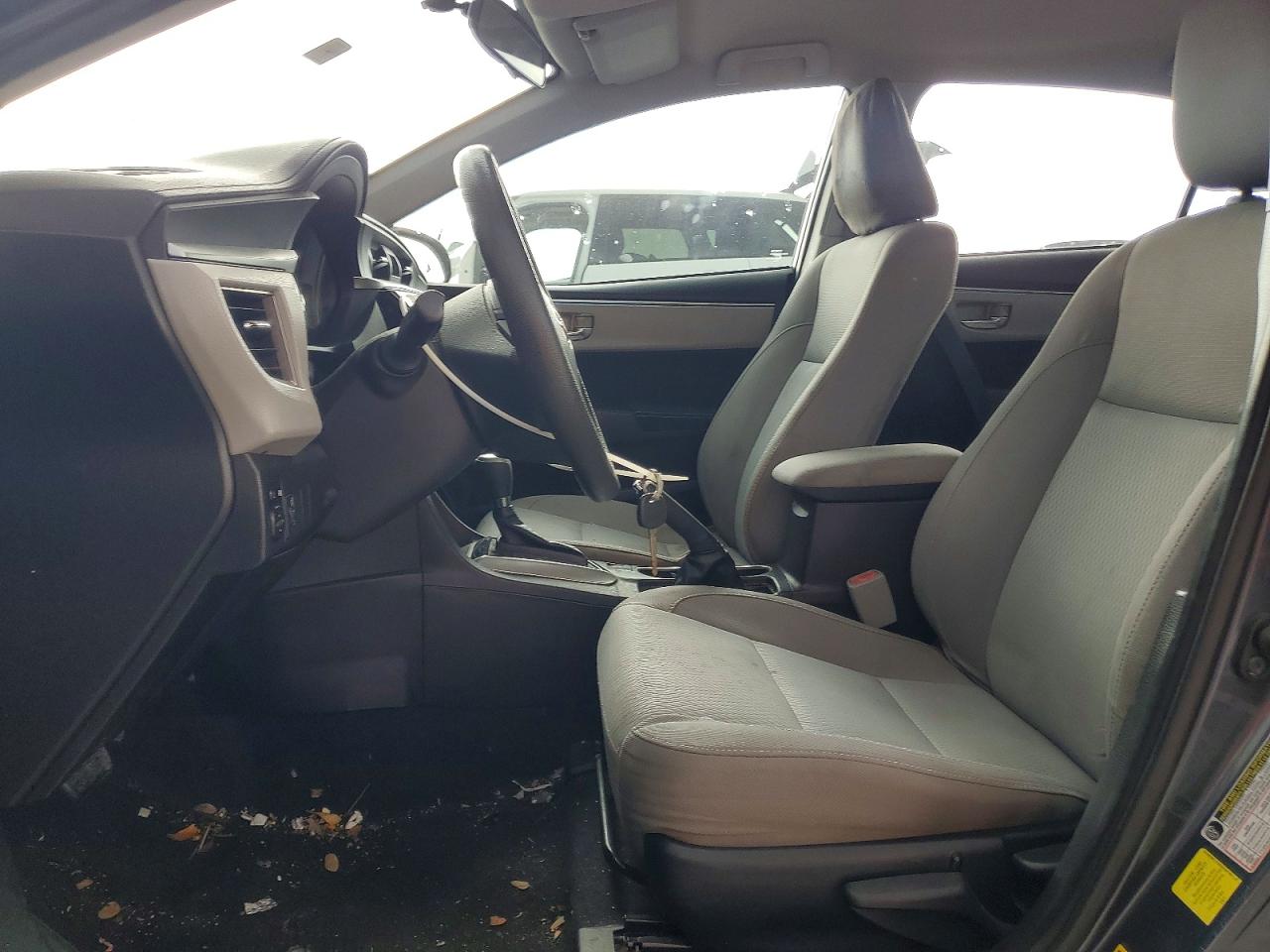 2016 TOYOTA COROLLA LE photo 19