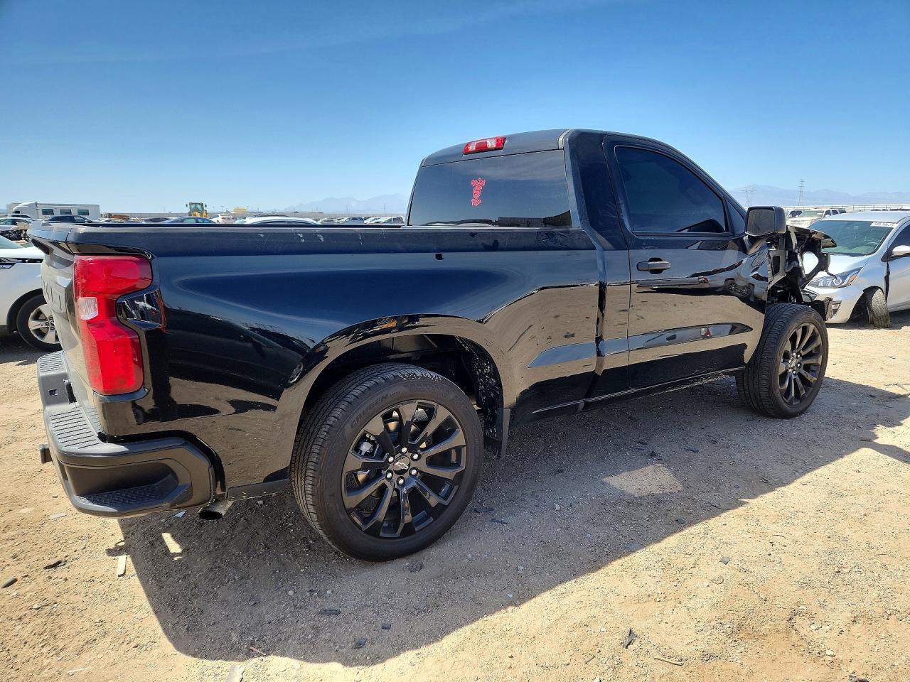 2025 CHEVROLET SILVERADO C1500 photo 5