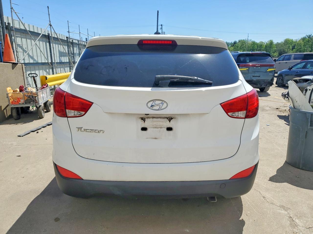 2015 HYUNDAI TUCSON GLS photo 6