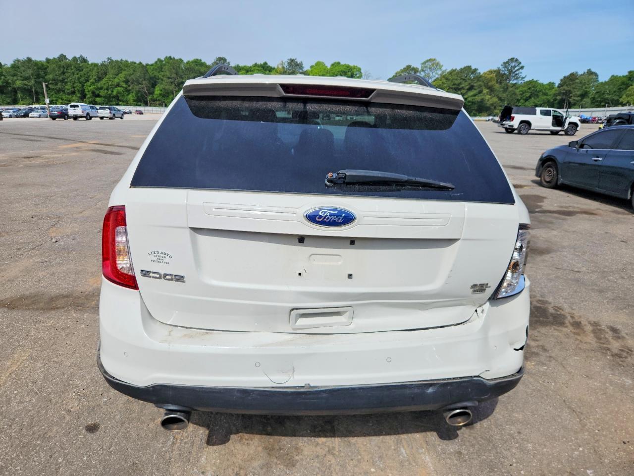 2011 FORD EDGE SEL photo 16