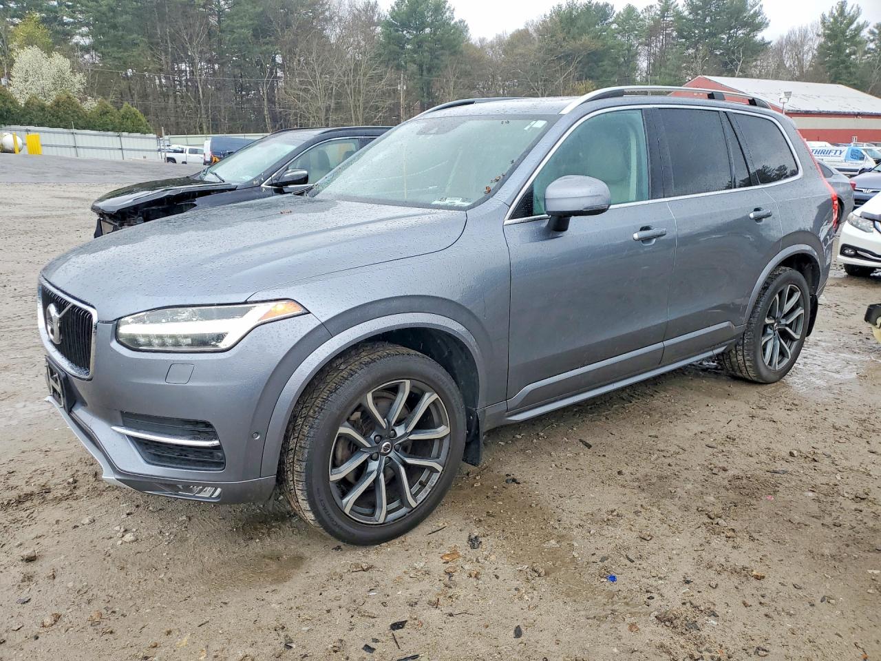 2017 VOLVO XC90