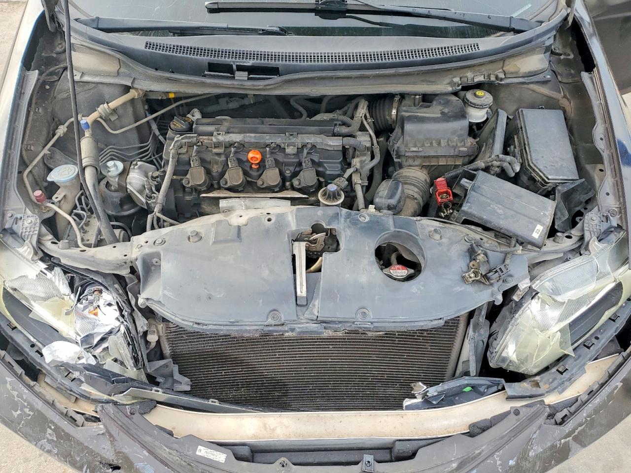 2013 HONDA CIVIC LX photo 11