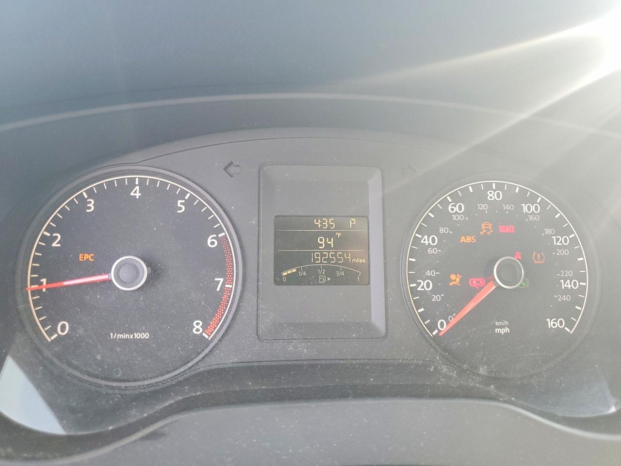 2011 VOLKSWAGEN JETTA SE photo 9