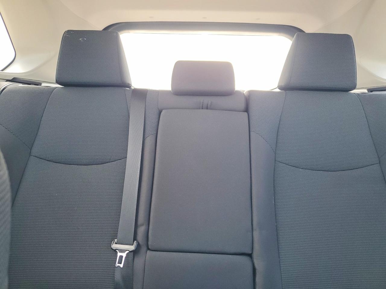 2022 TOYOTA RAV4 LE photo 10