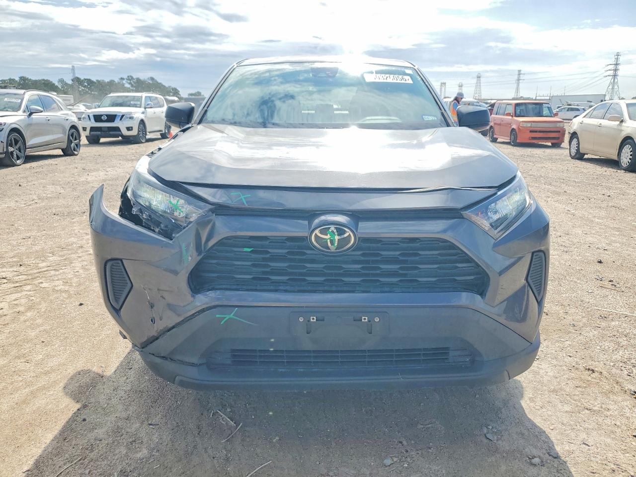 2022 TOYOTA RAV4 LE photo 5
