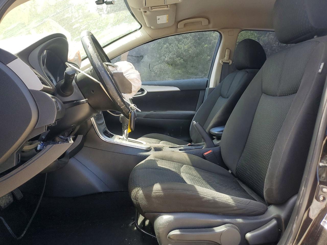 2013 NISSAN SENTRA S photo 13