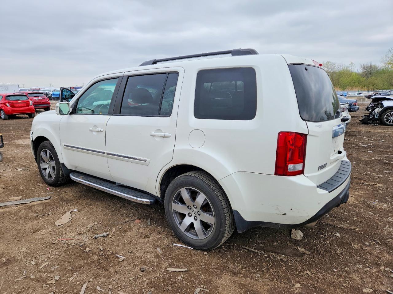 2013 HONDA PILOT TOURING photo 4