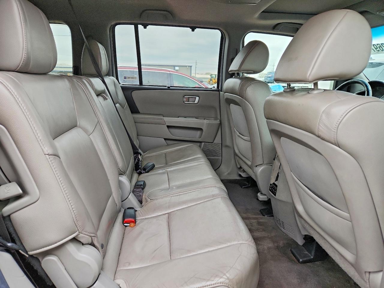 2013 HONDA PILOT TOURING photo 31