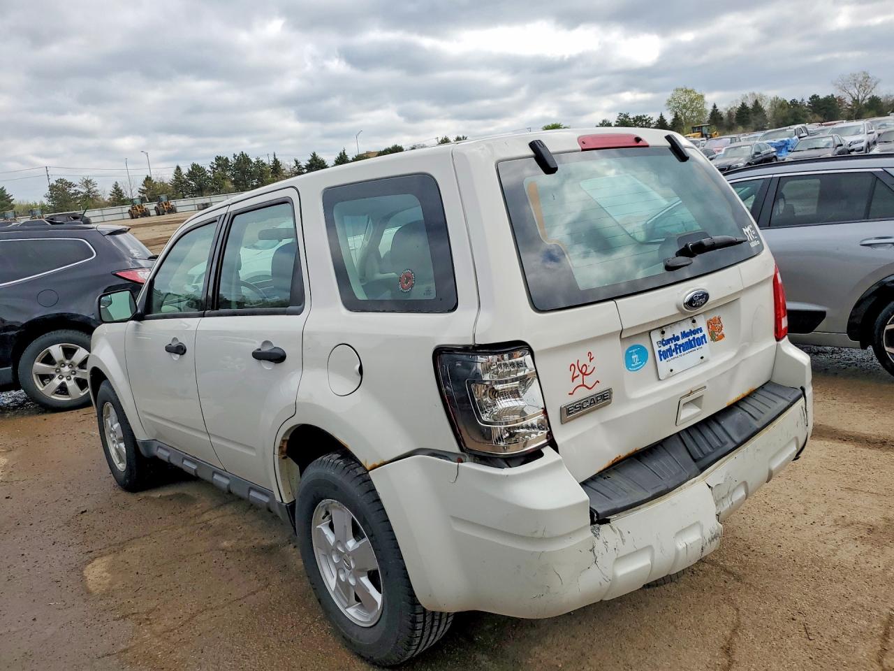 2011 FORD ESCAPE XLS photo 4