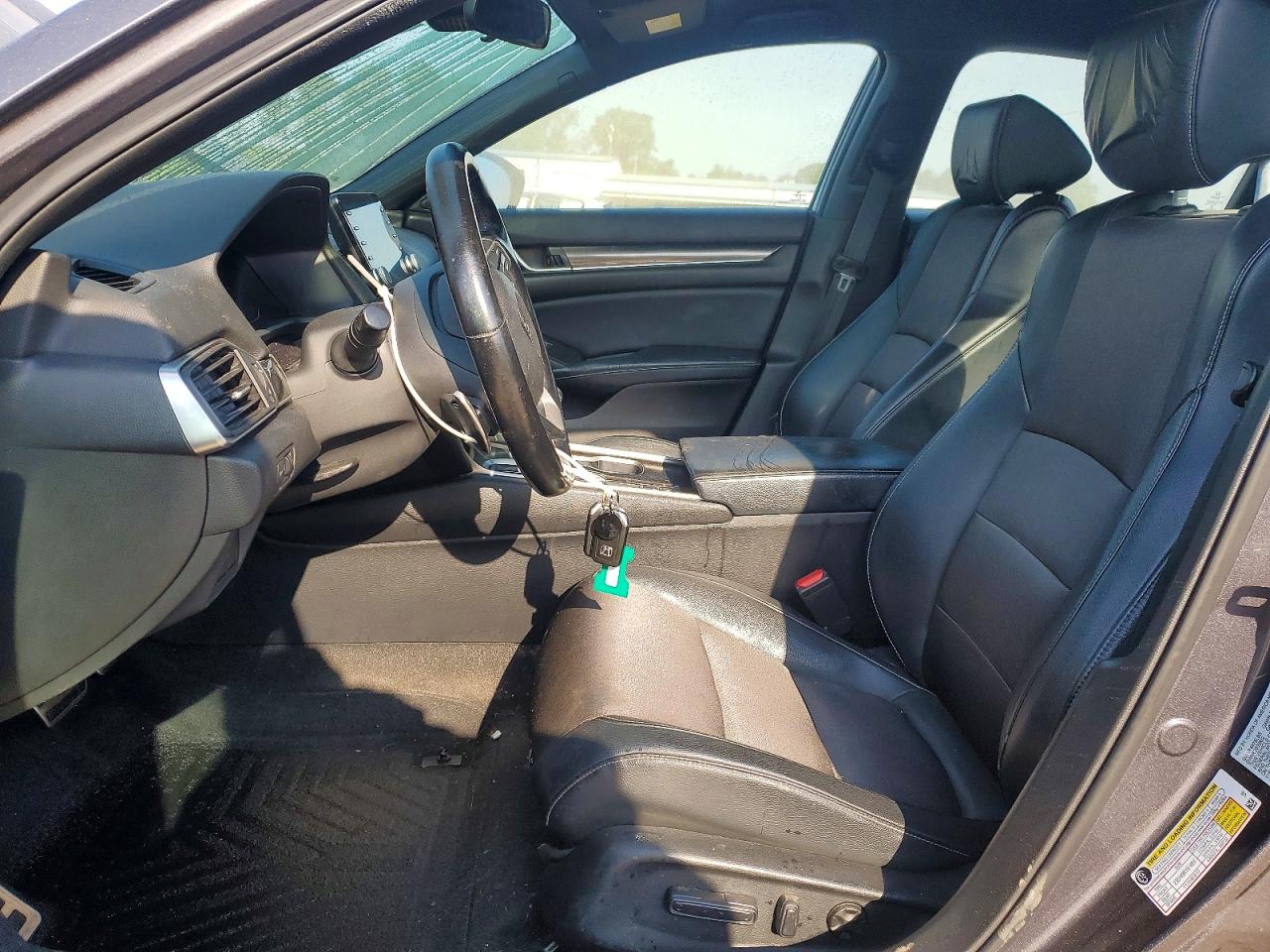 2018 HONDA ACCORD SPORT photo 13