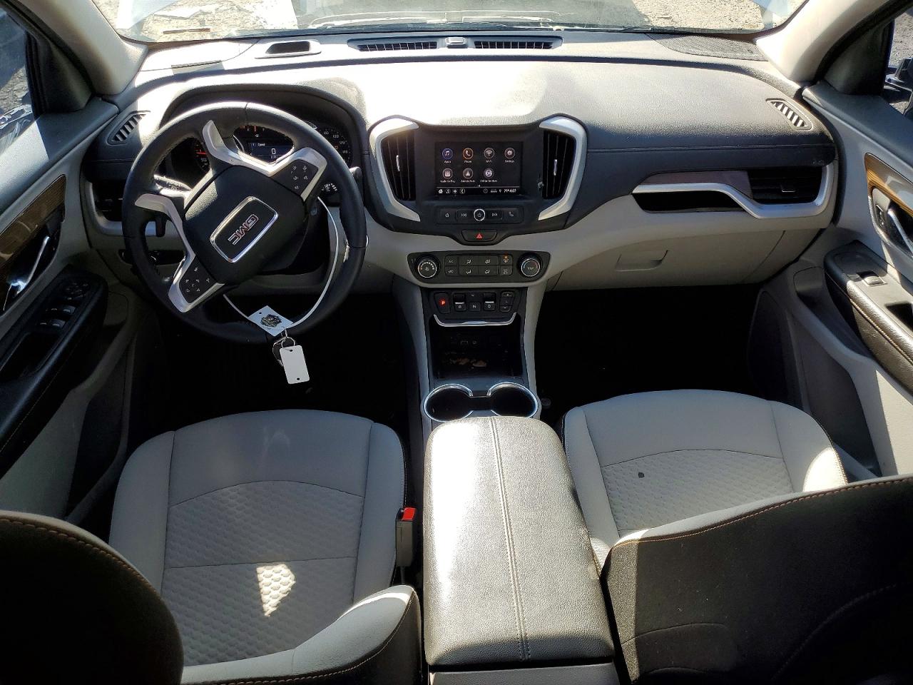 2020 GMC TERRAIN SLE photo 22