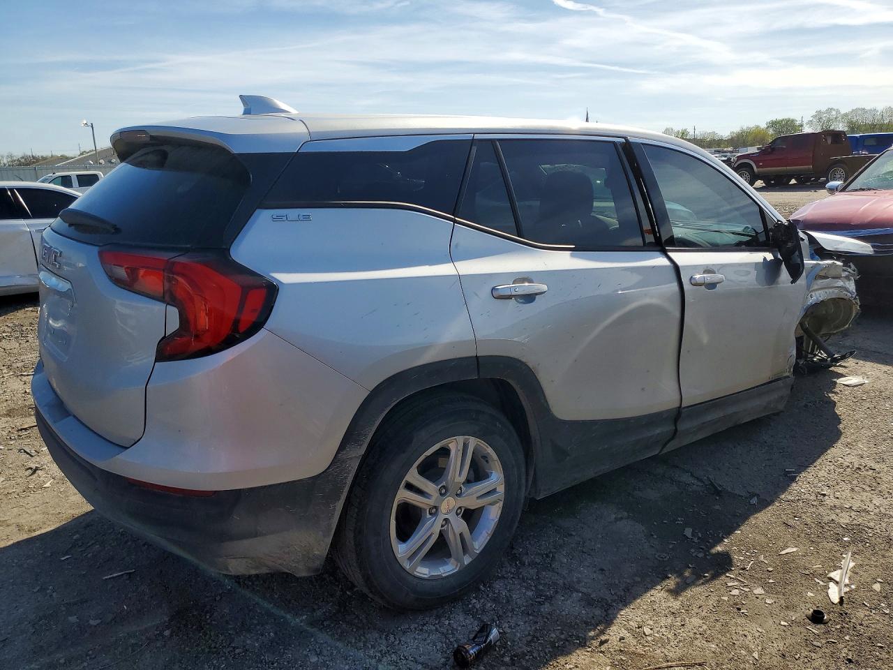 2020 GMC TERRAIN SLE photo 7