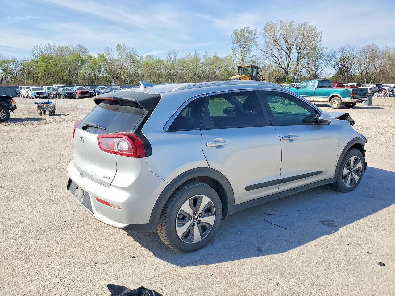 2018 KIA NIRO LX photo 3