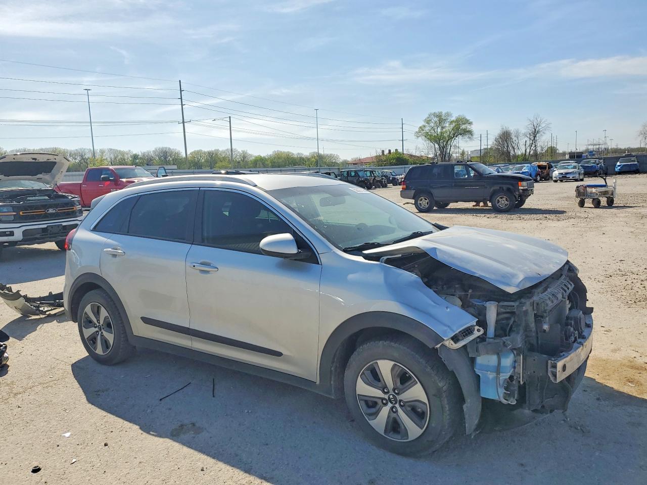 2018 KIA NIRO LX photo 4