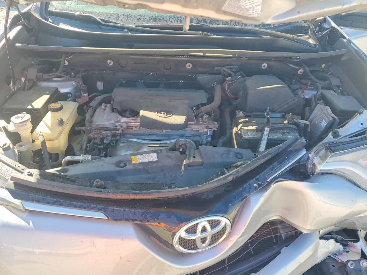 2016 TOYOTA RAV4 LE photo 12