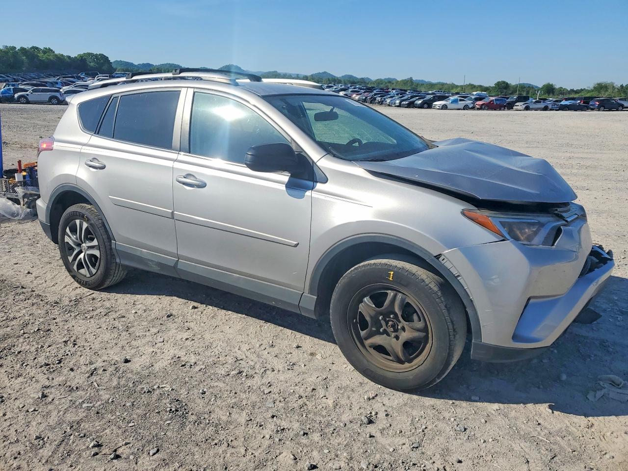 2016 TOYOTA RAV4 LE photo 4