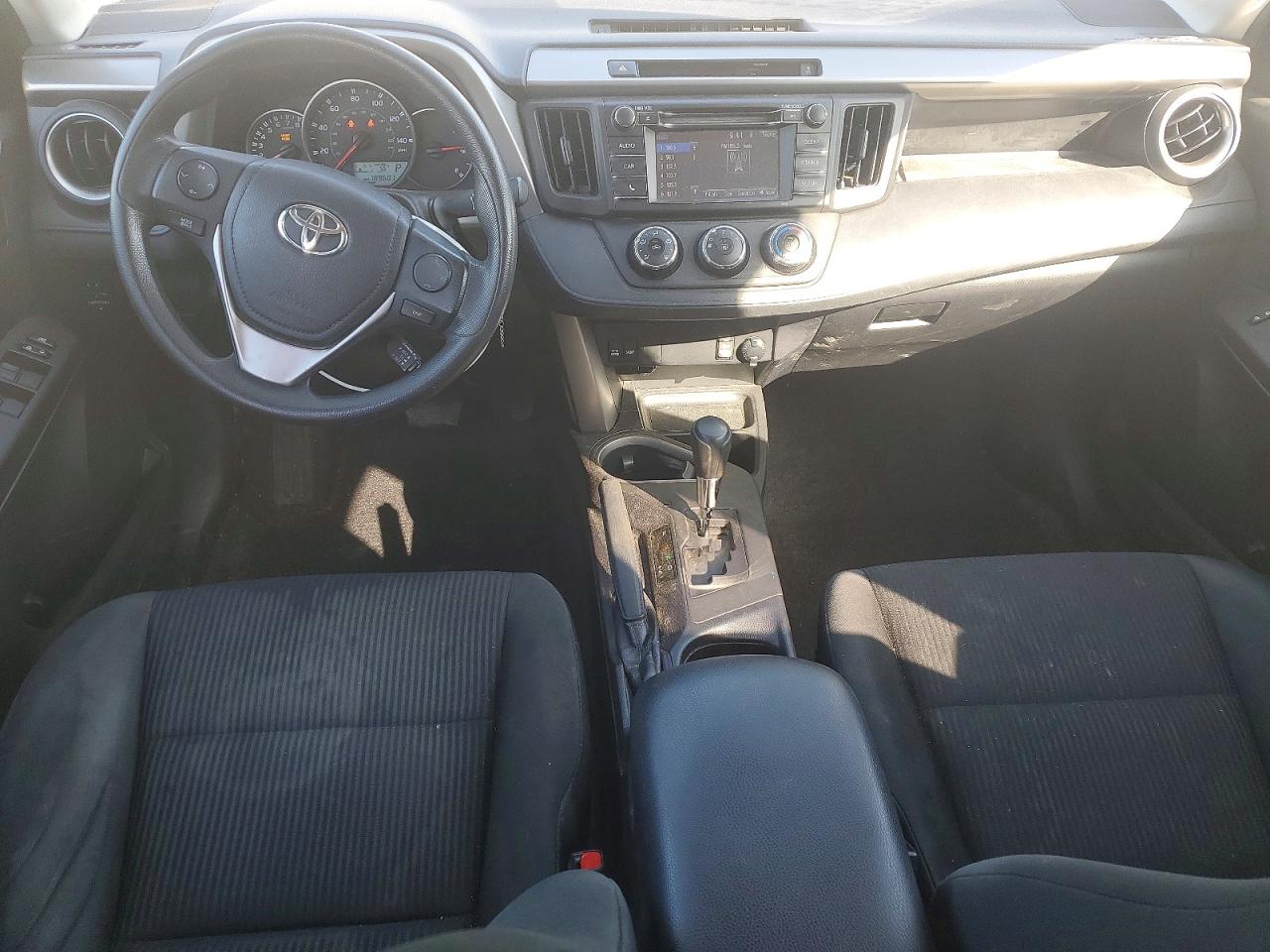 2016 TOYOTA RAV4 LE photo 8