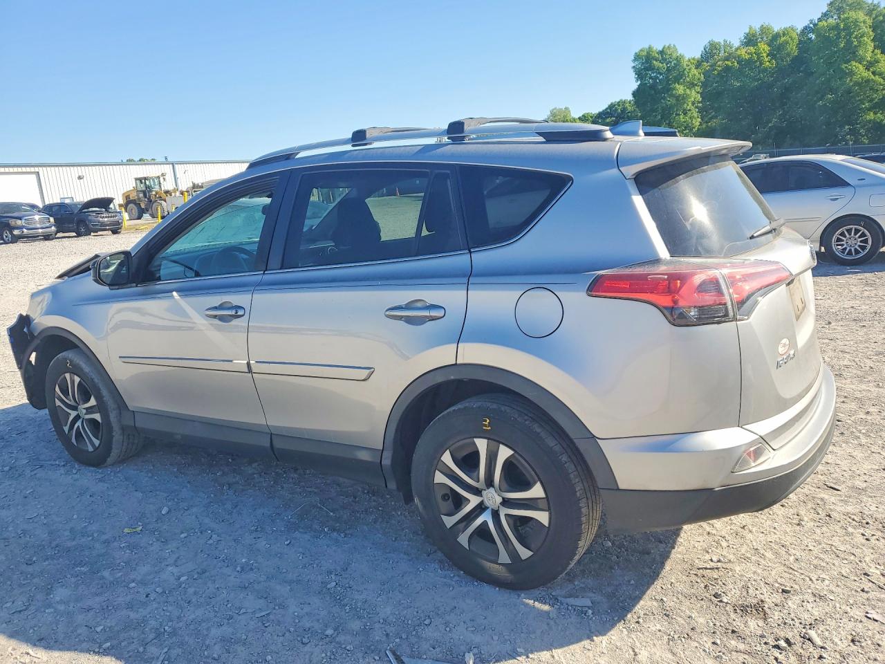 2016 TOYOTA RAV4 LE photo 2