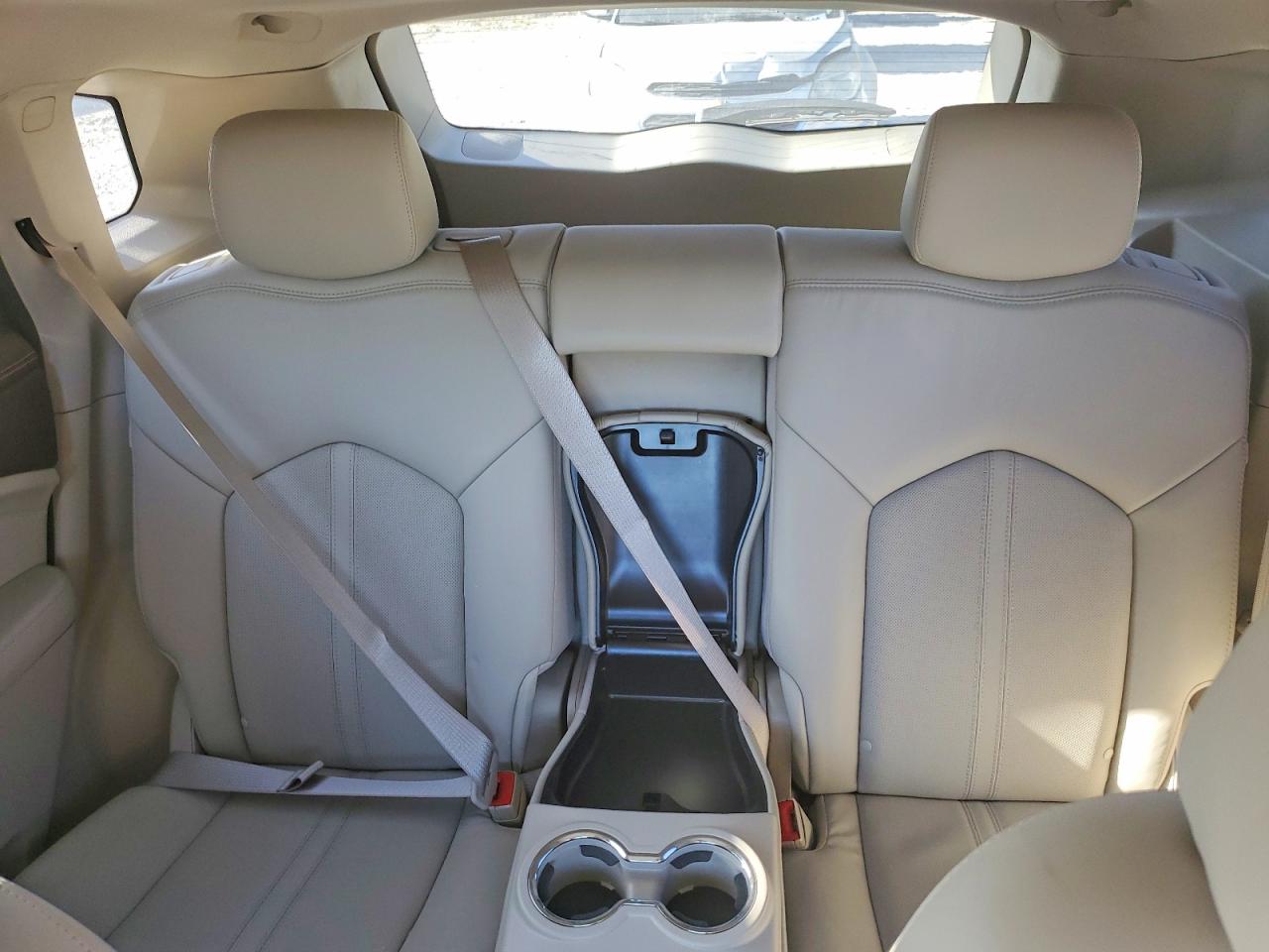 2016 CADILLAC SRX PERFORMANCE COLLECTION photo 28
