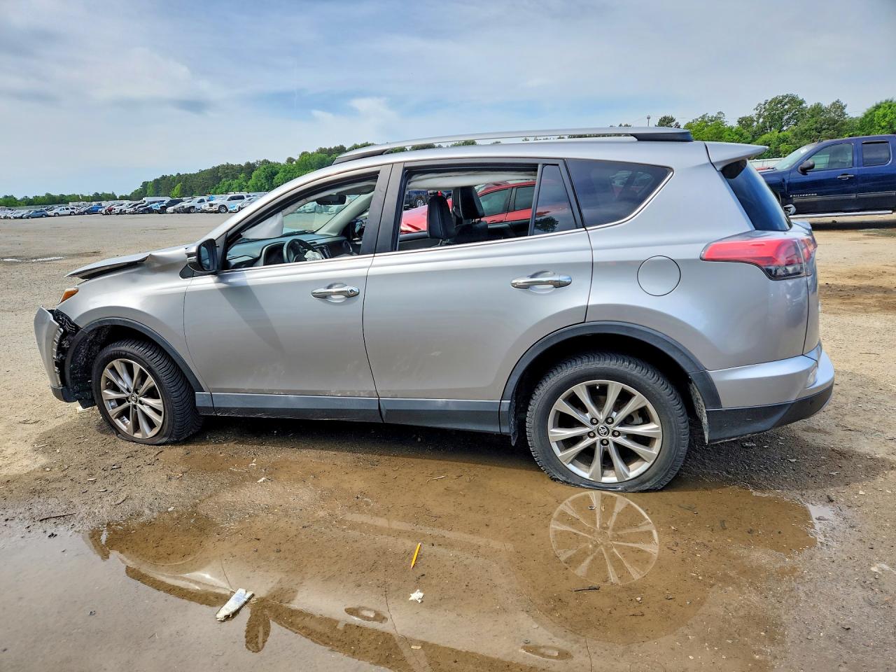 2017 TOYOTA RAV4 LIMITED photo 4