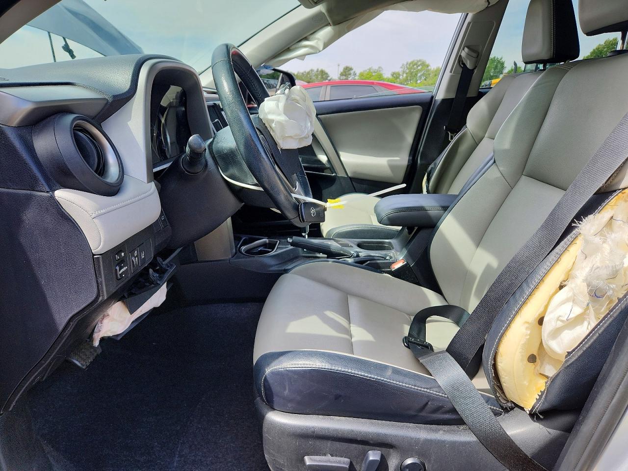 2017 TOYOTA RAV4 LIMITED photo 19