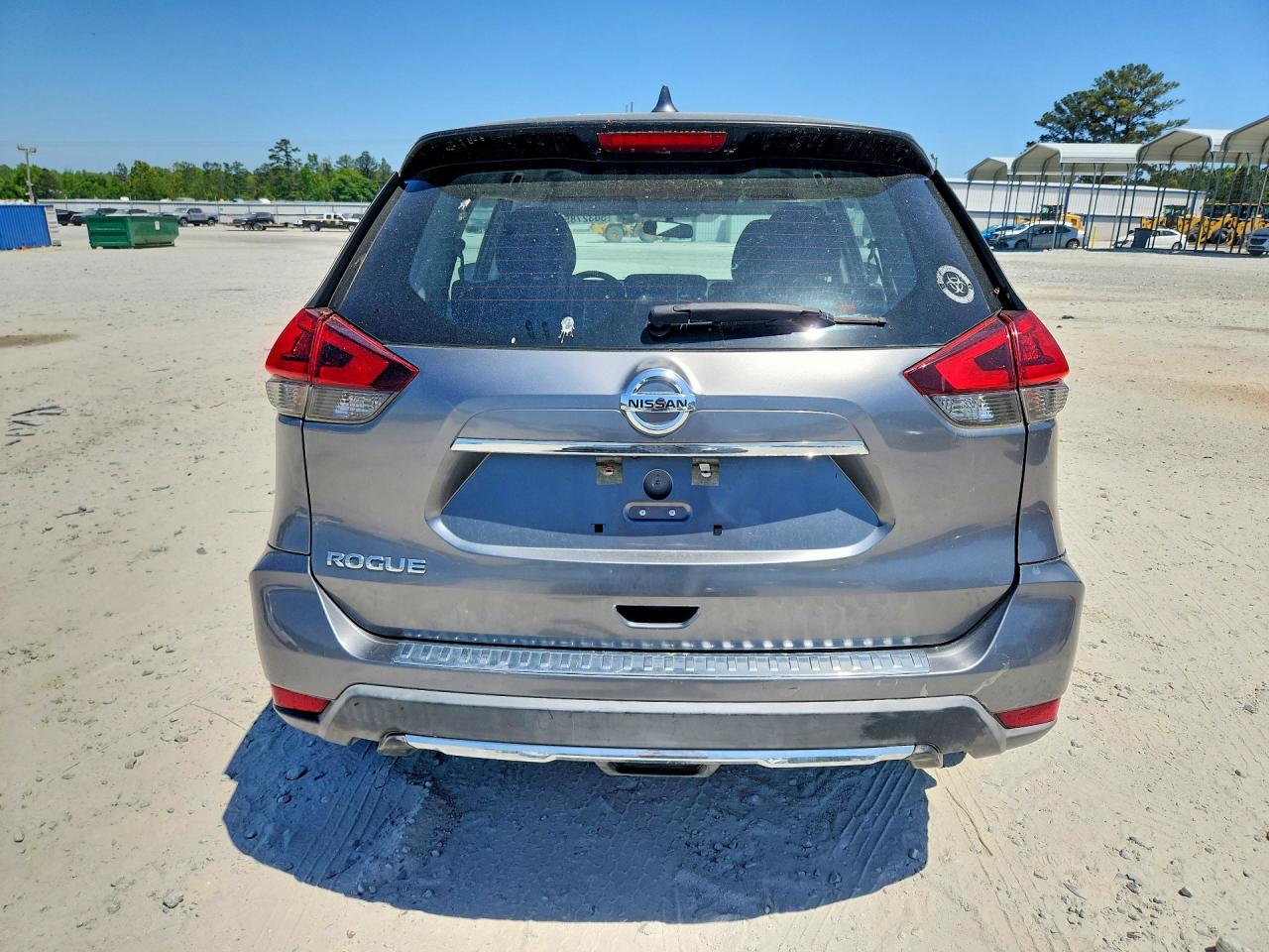 2018 NISSAN ROGUE S photo 11