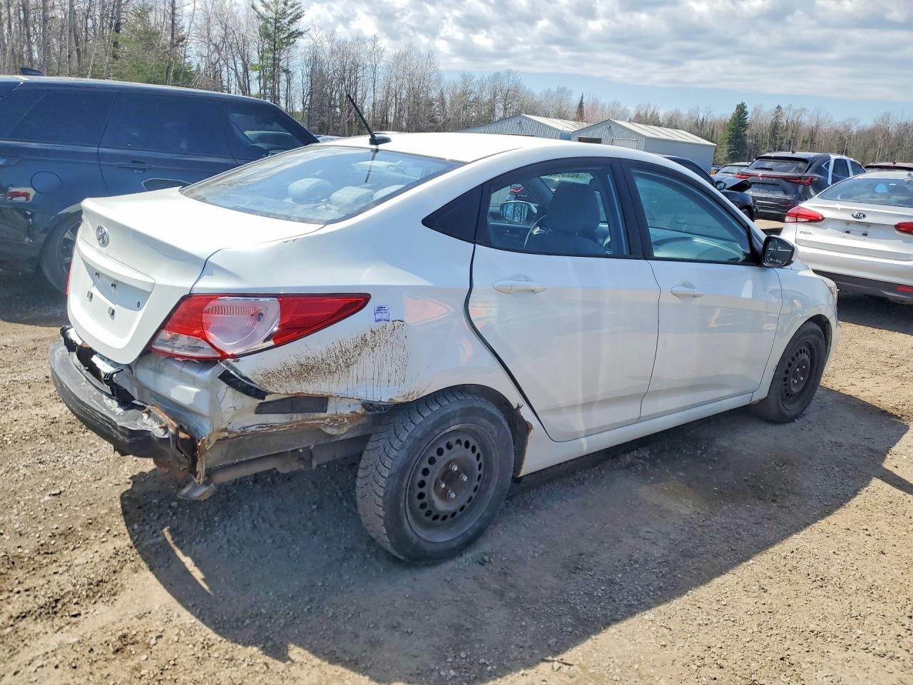 2016 HYUNDAI ACCENT SE photo 4