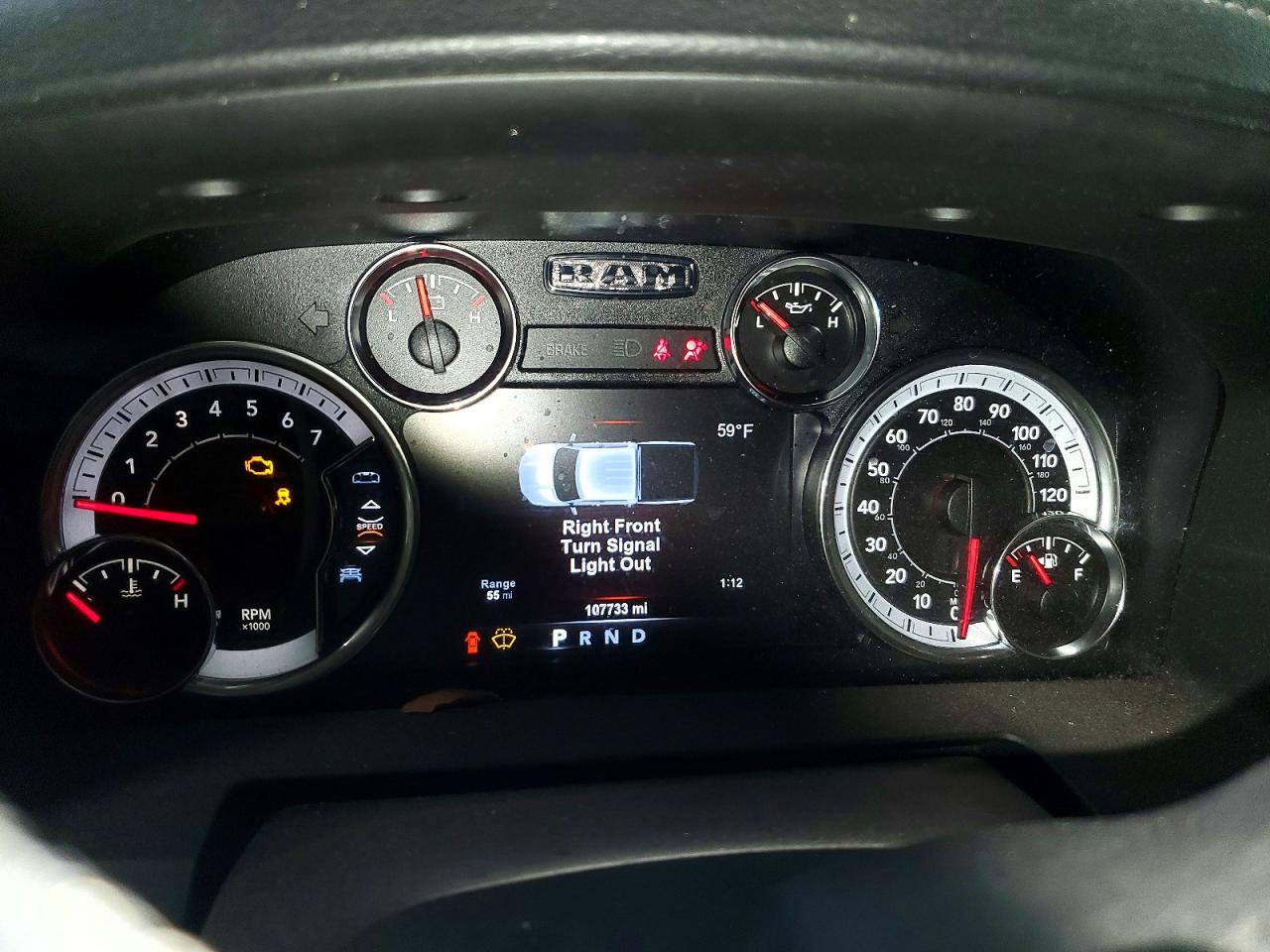 2018 RAM 1500 SPORT photo 25