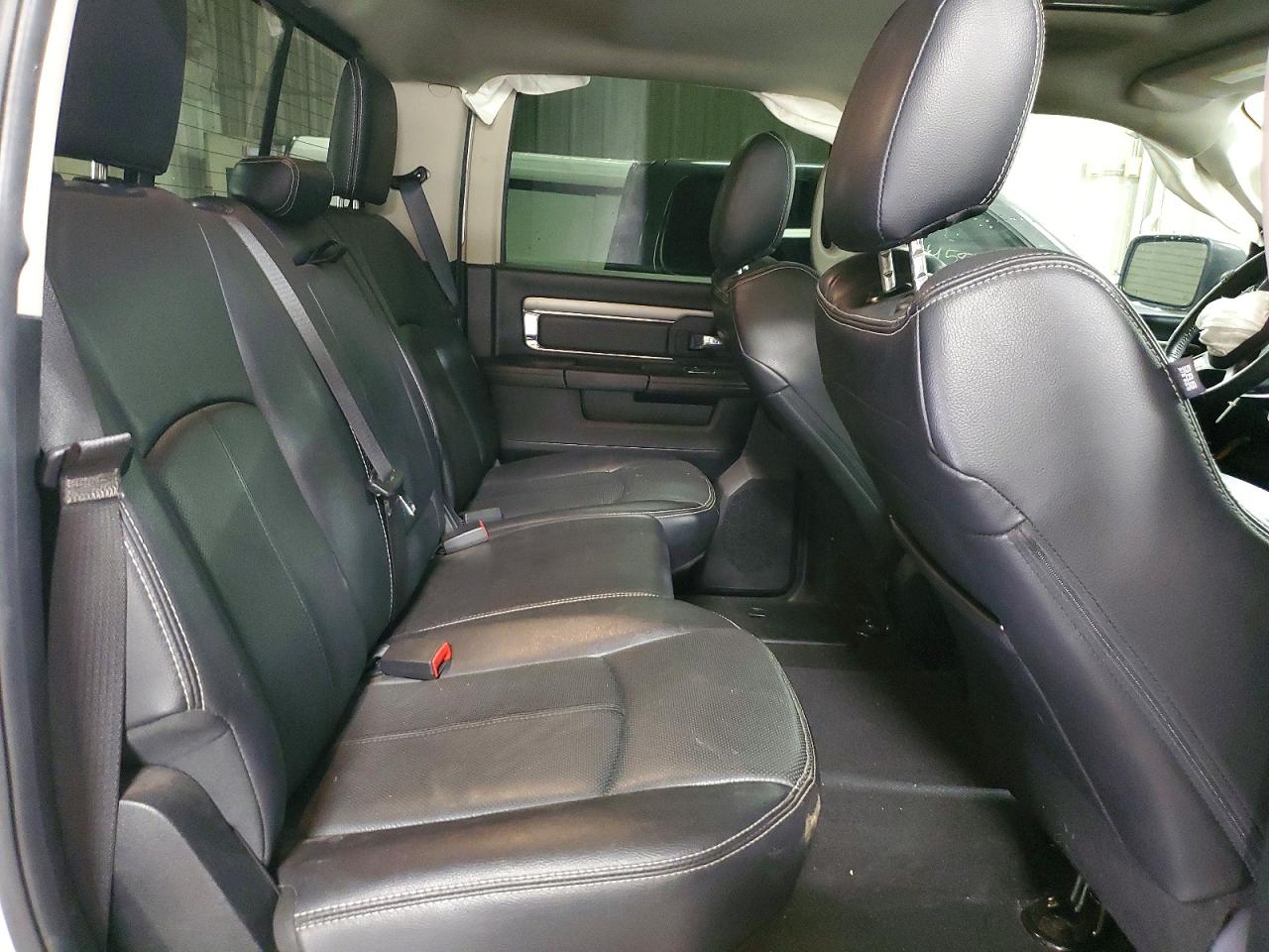 2018 RAM 1500 SPORT photo 28