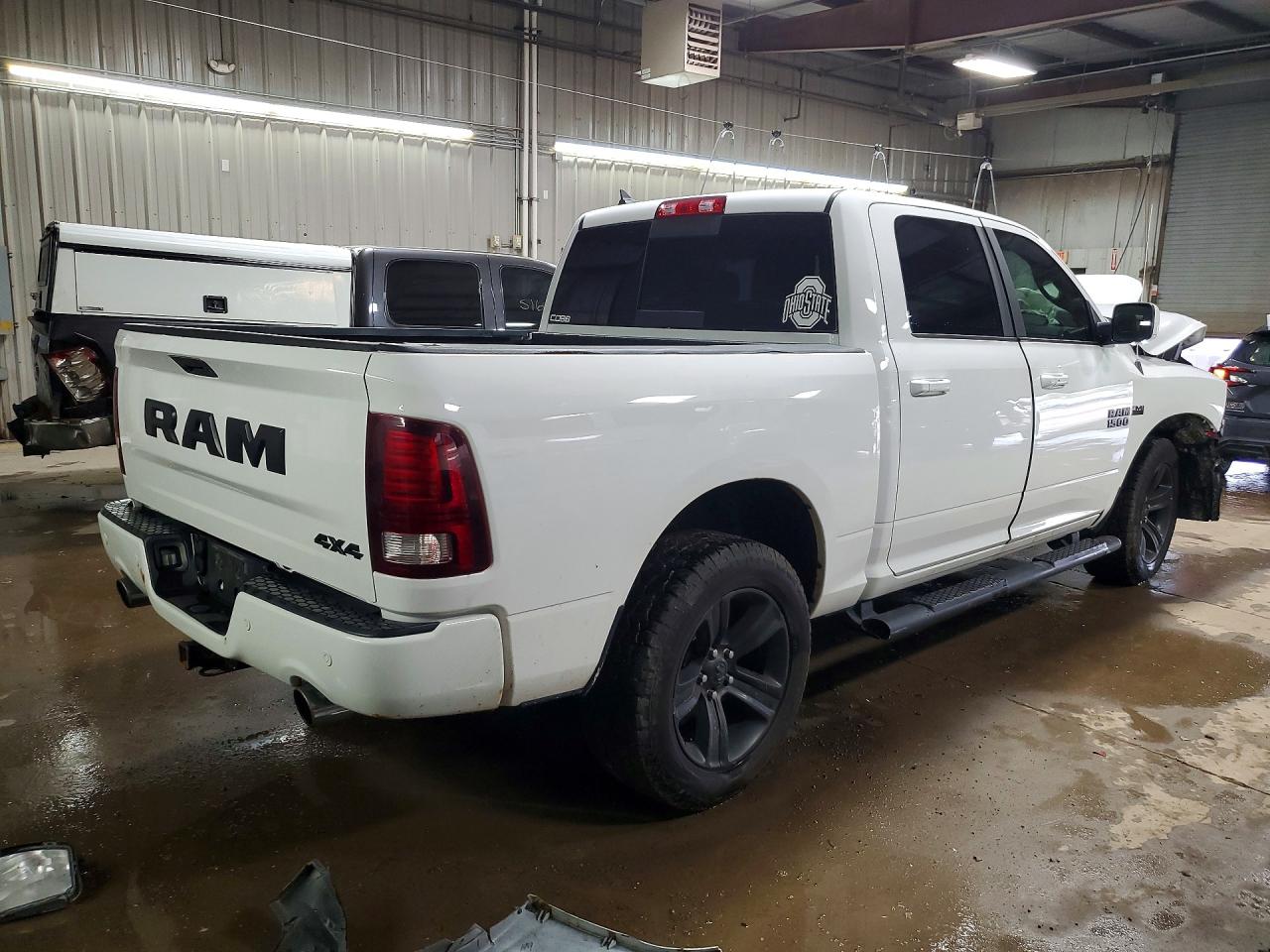 2018 RAM 1500 SPORT photo 7