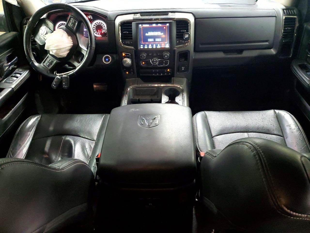 2018 RAM 1500 SPORT photo 22