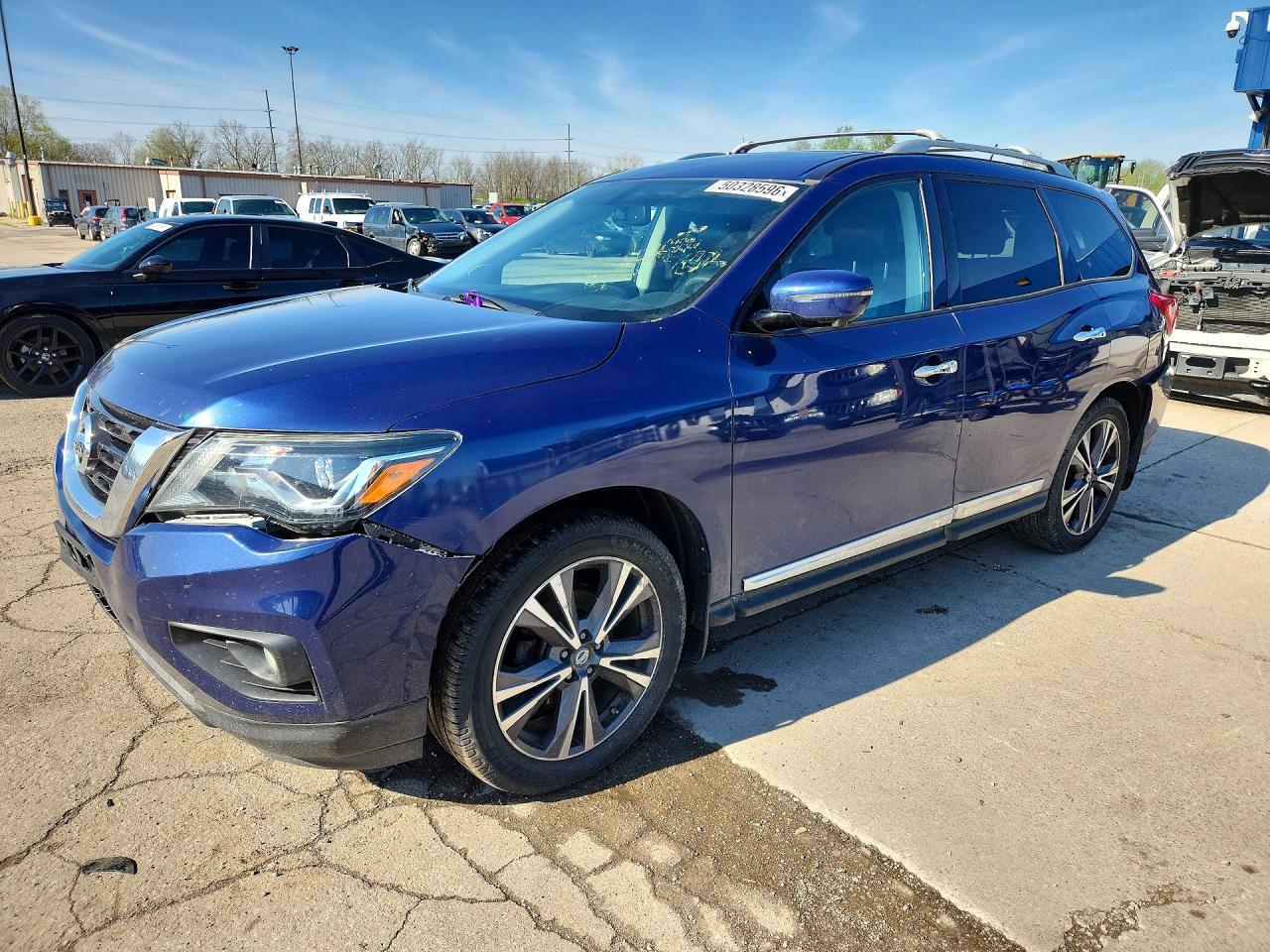 2017 NISSAN PATHFINDER