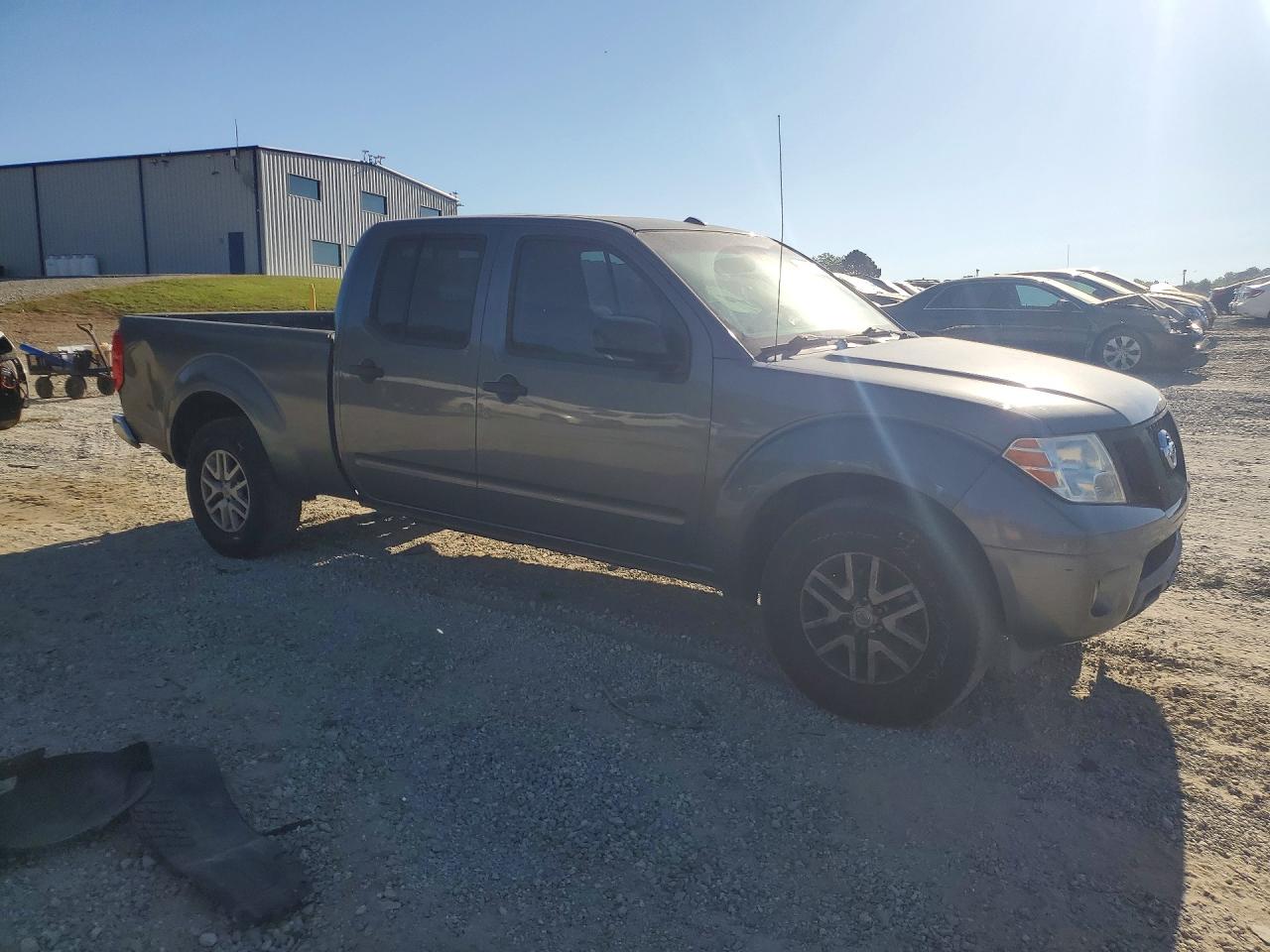 2017 NISSAN FRONTIER SV photo 10