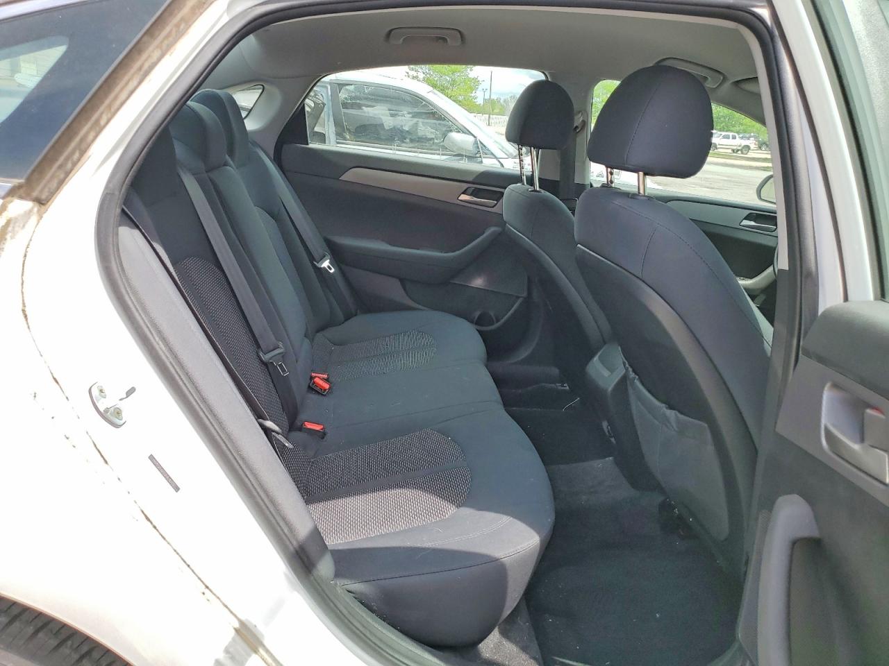 2018 HYUNDAI SONATA SE photo 28