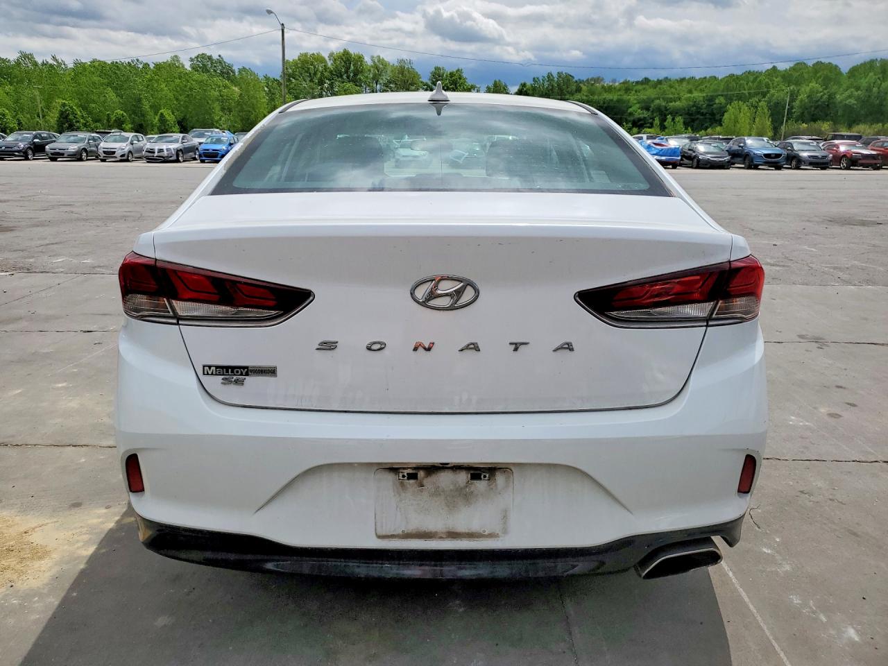 2018 HYUNDAI SONATA SE photo 16