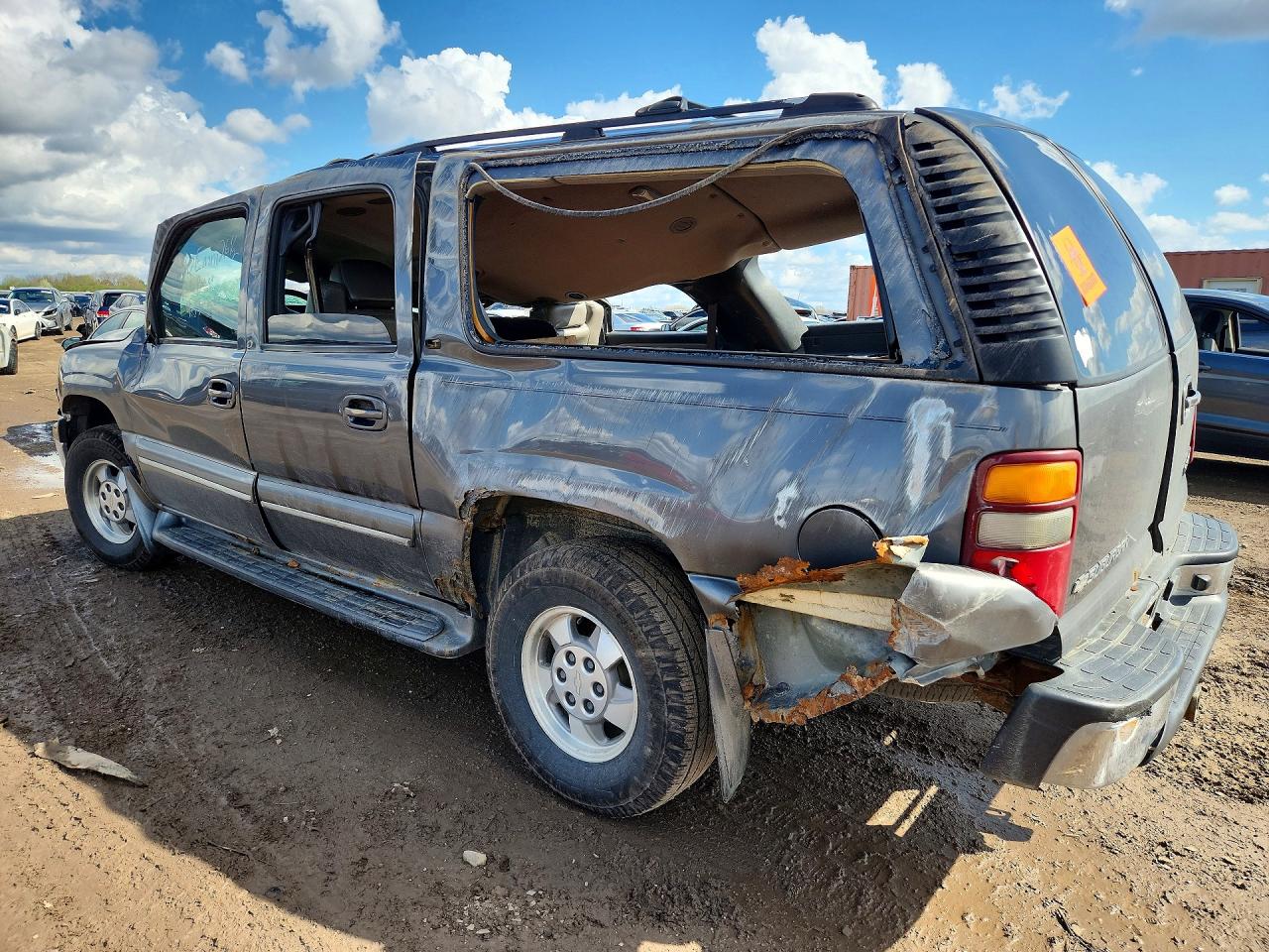 2002 CHEVROLET SUBURBAN K1500 photo 3