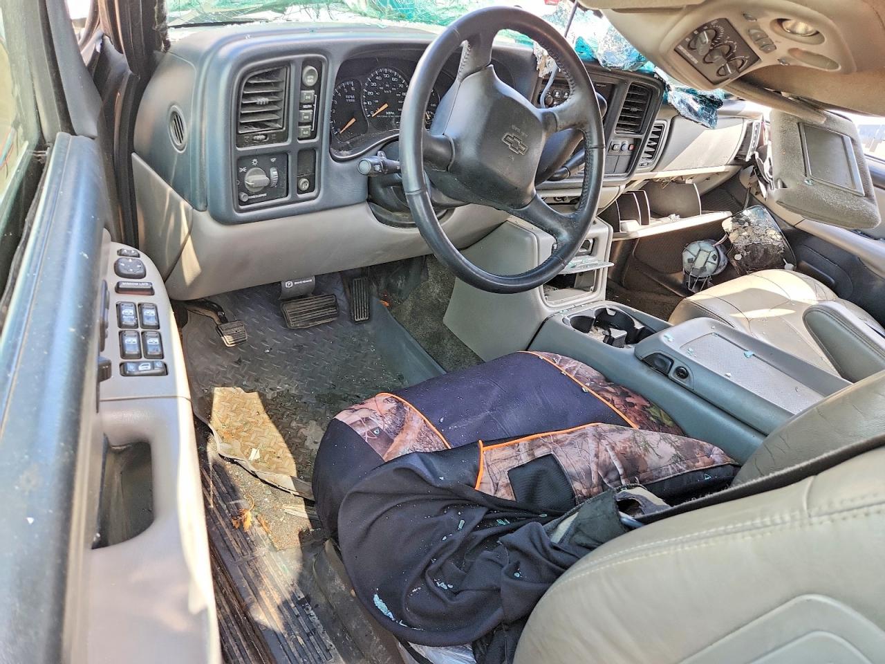 2002 CHEVROLET SUBURBAN K1500 photo 15