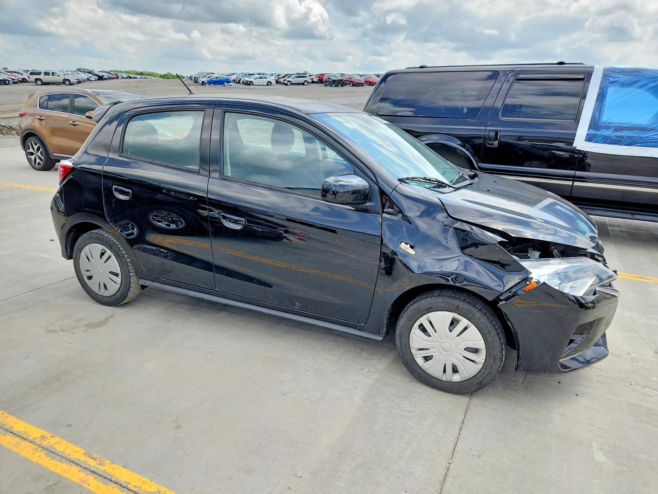 2024 MITSUBISHI MIRAGE ES photo 7